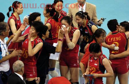 中国女排队员走路图（中国女排路透图曝光）