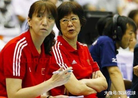 中国女排嫁到美国视频（中国女排嫁人）