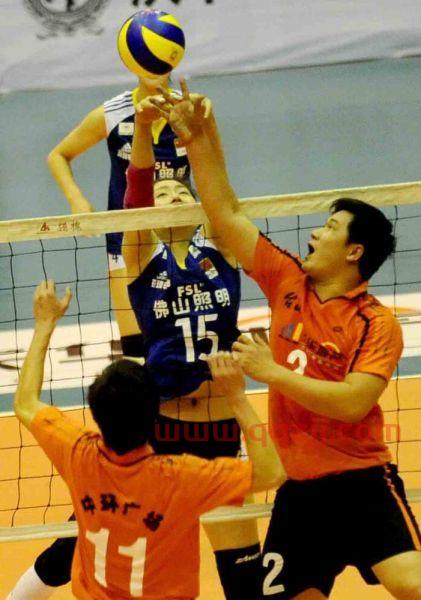 中国女排03输美国男排（中国女排0 3不敌美国）