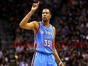 杜兰特历史单场得分王（杜兰特历史得分能破3万吗）