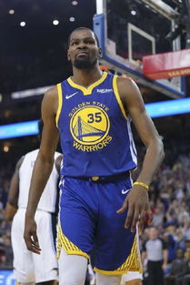 汤普森杜兰特和库里受伤(库里汤普森杜兰特合照)