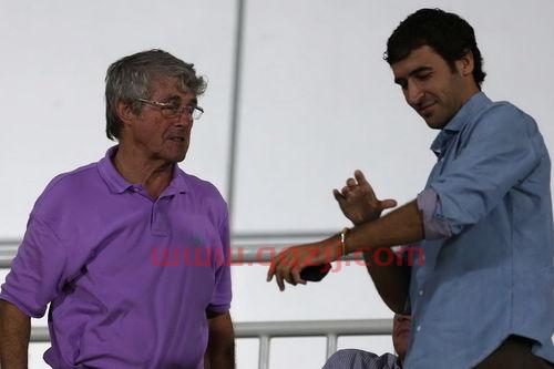 米卢曾经带领几支队伍参加过世界杯