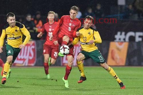 苏格兰对捷克上半场比分