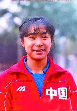 中国女排队员梁艳（女排队员梁艳简介）