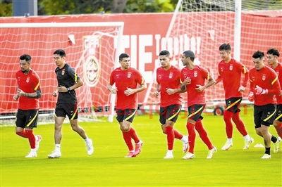 国足VS越南直播时间