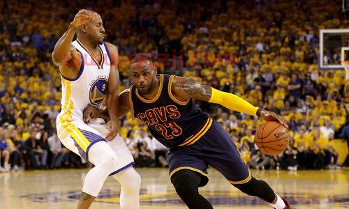 nba杜兰特和库里握手(库里杜兰特交手数据)